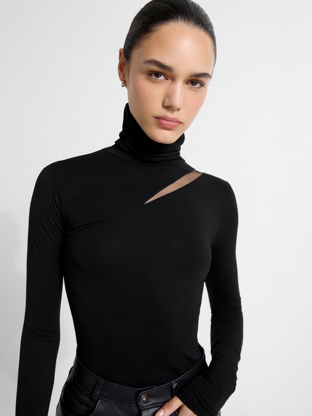 Marcella Vee Top Sustainable European Jersey Cutout Turtleneck XS